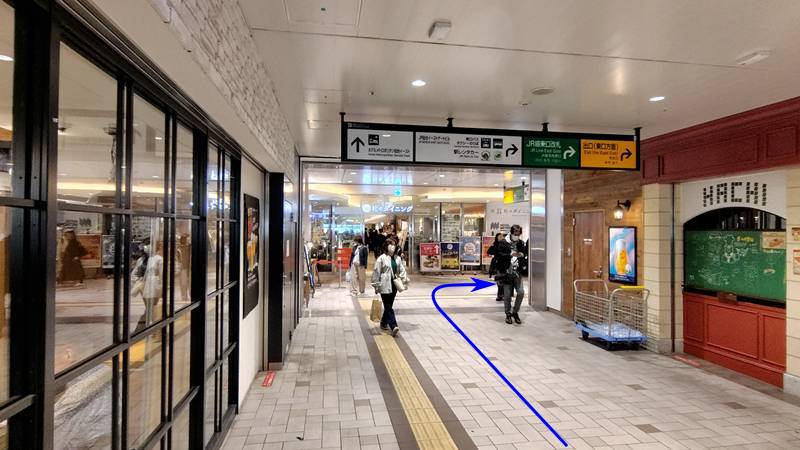 仙台駅東口からシャトルバス乗り場006