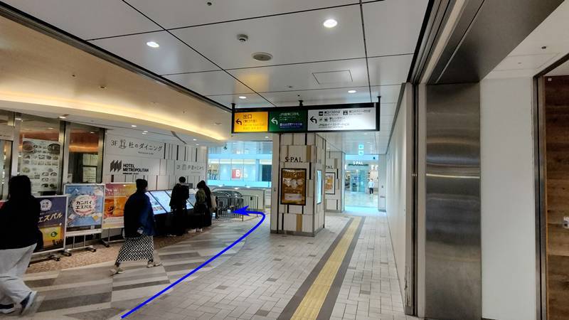 仙台駅東口からシャトルバス乗り場007
