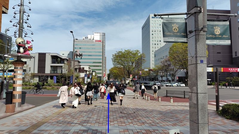 仙台駅東口からシャトルバス乗り場015