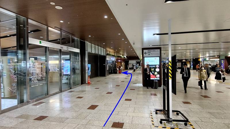 仙台駅東口からシャトルバス乗り場004